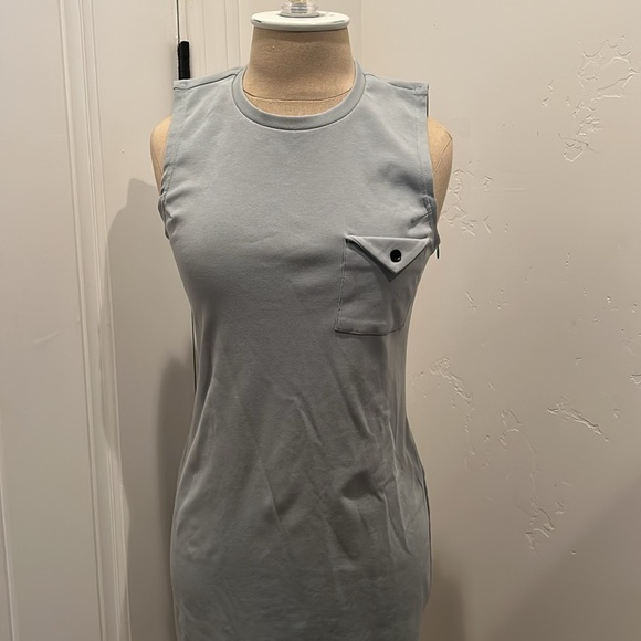 Legoe. Heritage Sleeveless Dress - Picture 2 of 7